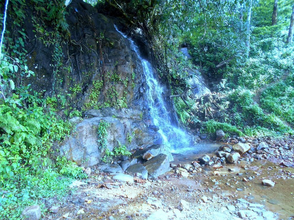 Sapphire Holiday Resort Ratnapura Zewnętrze zdjęcie