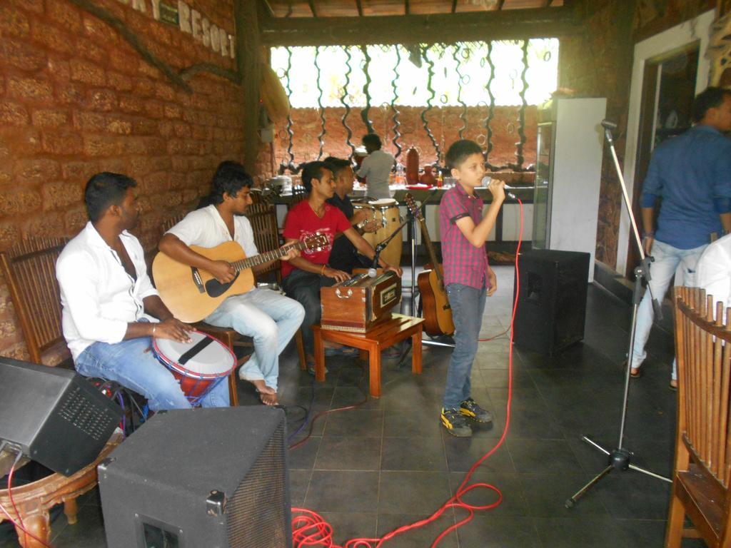 Sapphire Holiday Resort Ratnapura Zewnętrze zdjęcie