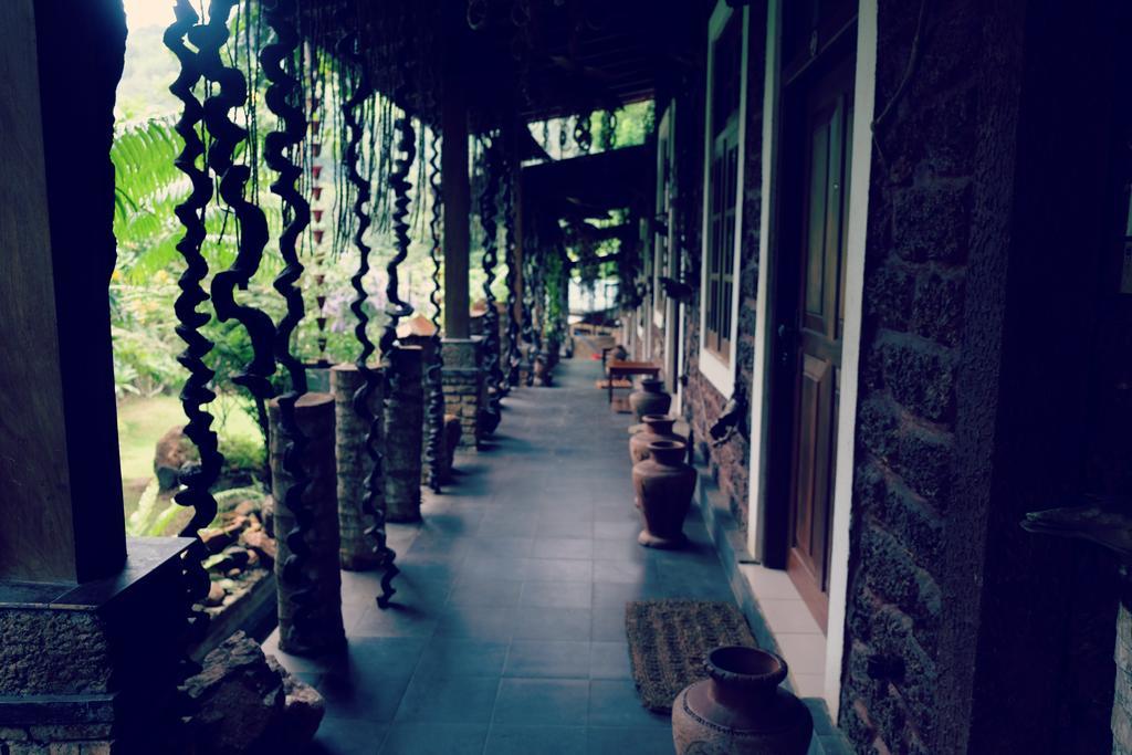 Sapphire Holiday Resort Ratnapura Zewnętrze zdjęcie