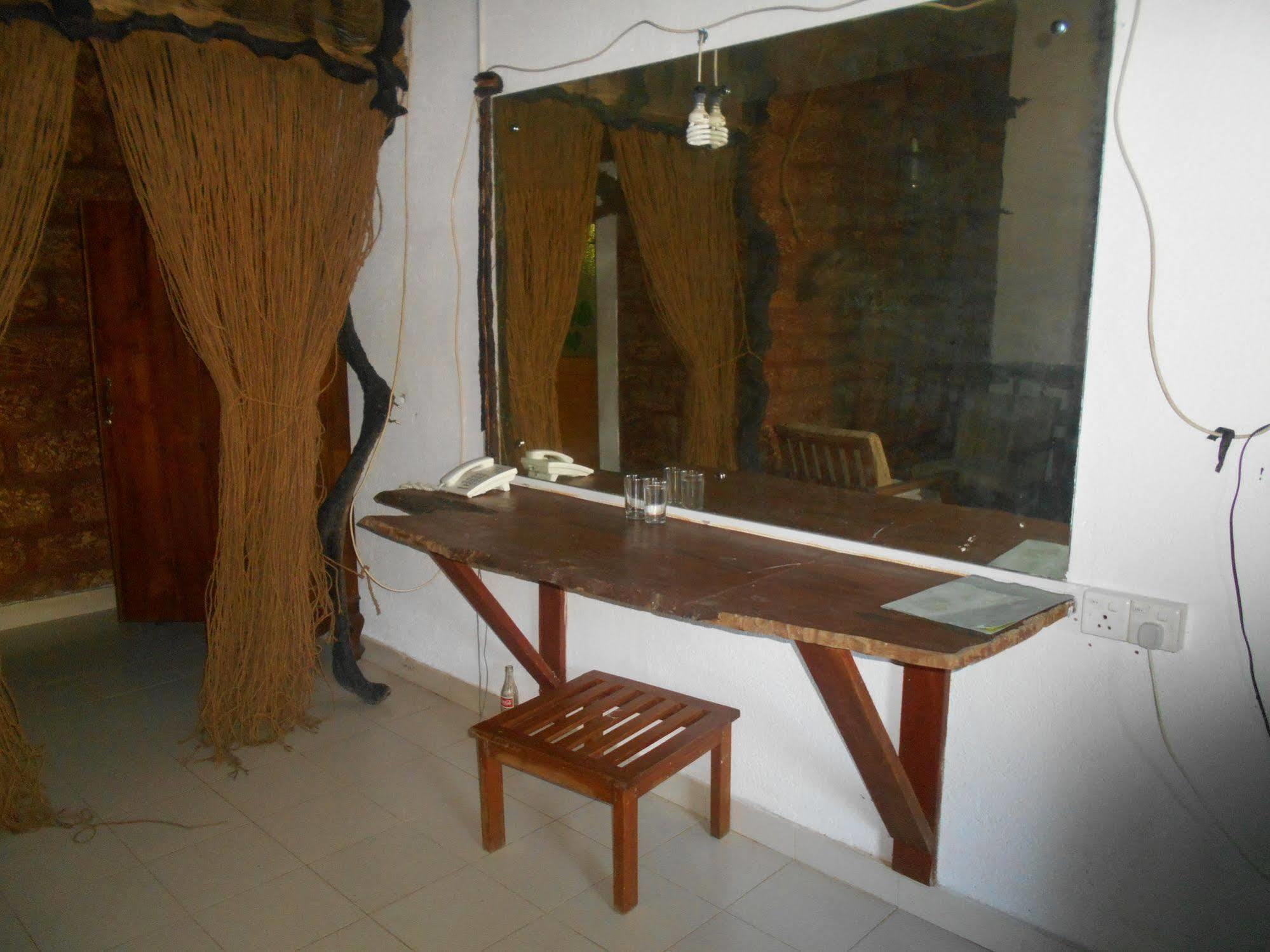 Sapphire Holiday Resort Ratnapura Zewnętrze zdjęcie